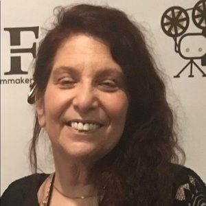 Meet your Posher, Dina